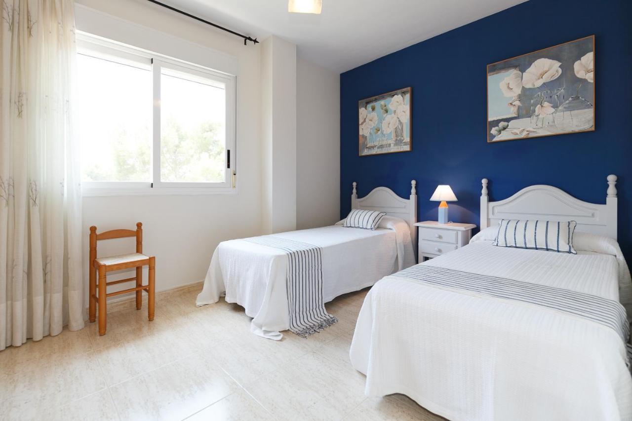 Uhc Aqua Family Complex Apartment Салоу Екстериор снимка